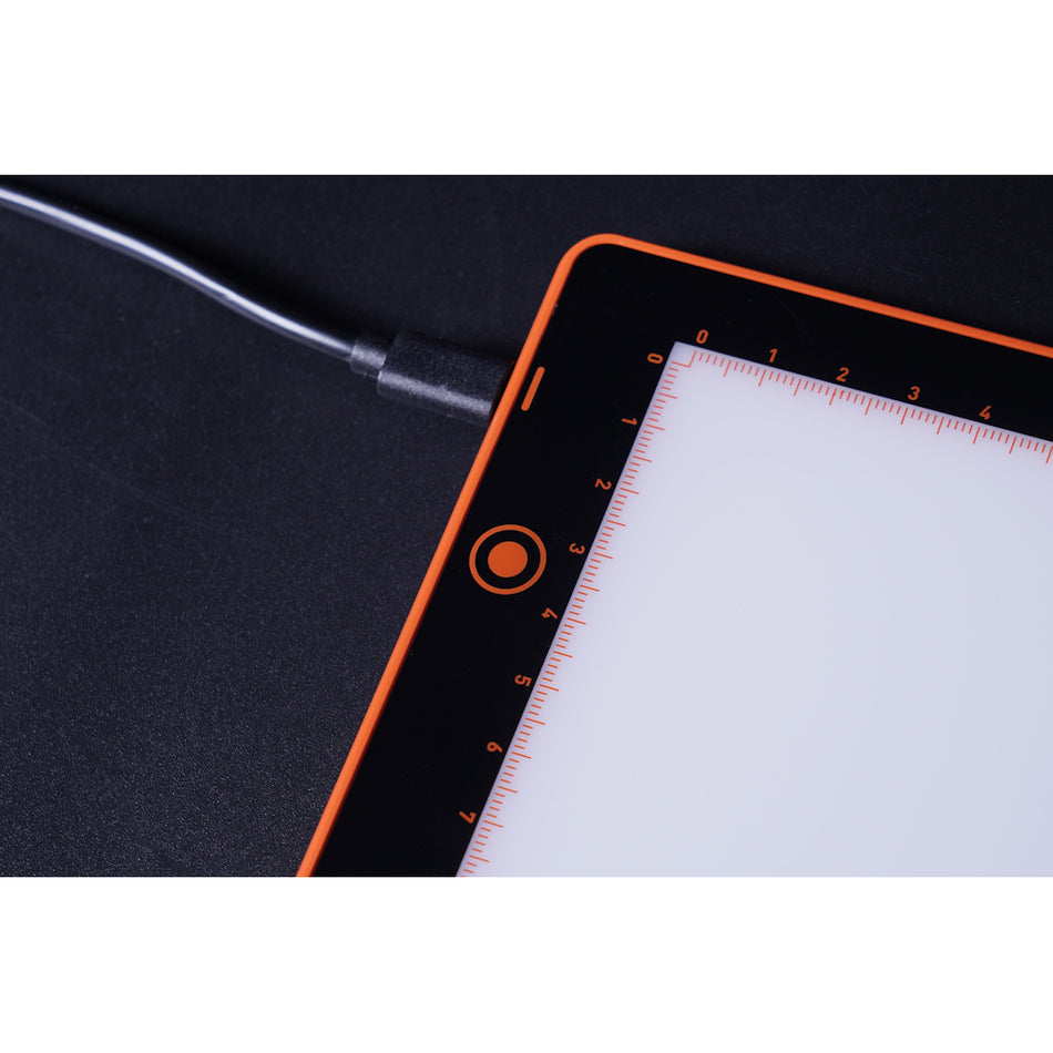Daylight Wafer 2 LED Lightpad – A3 – D35152